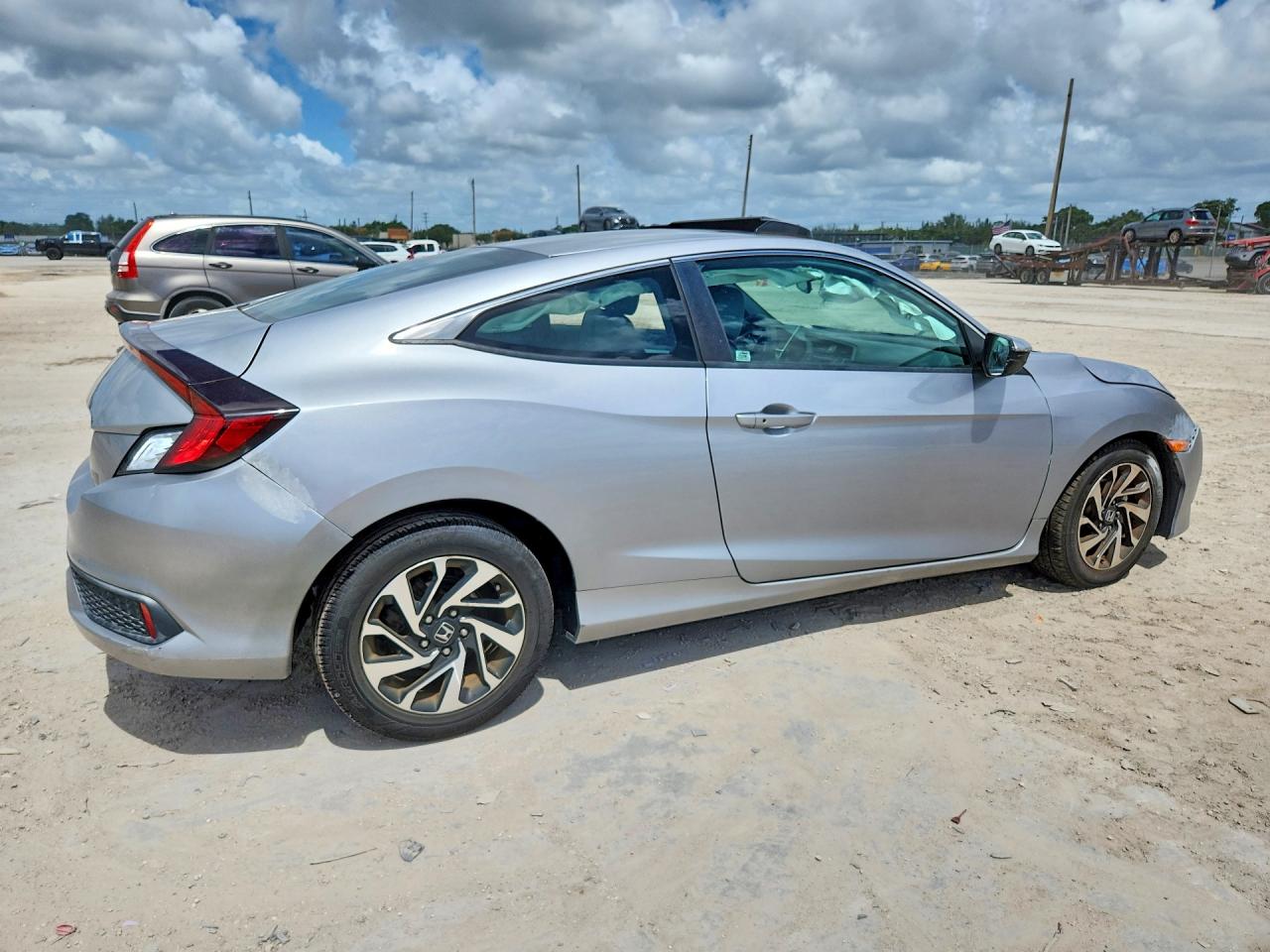 2016 HONDA CIVIC LX photo 5