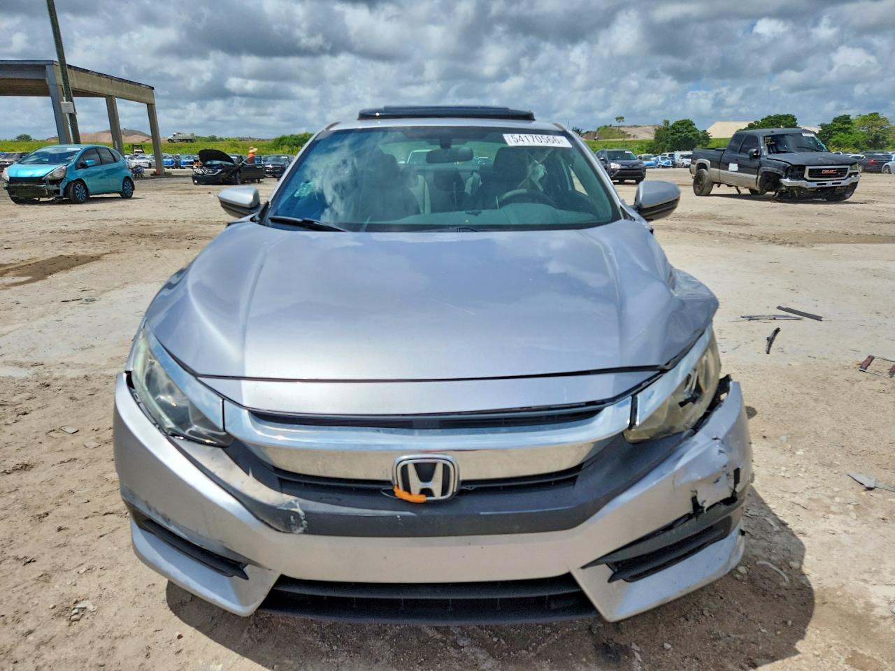 2016 HONDA CIVIC LX photo 9