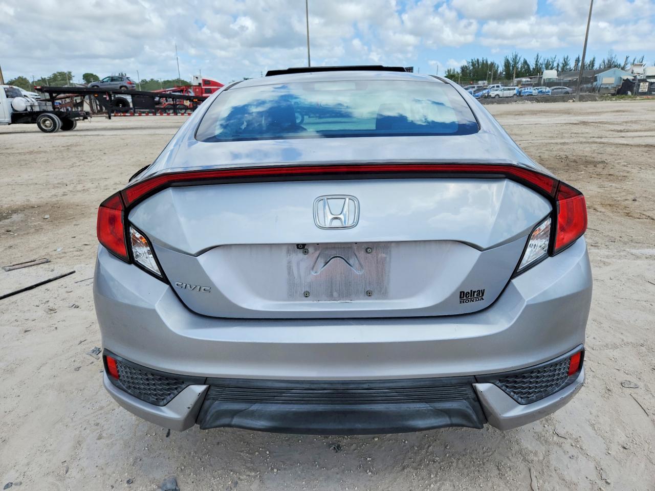 2016 HONDA CIVIC LX photo 11