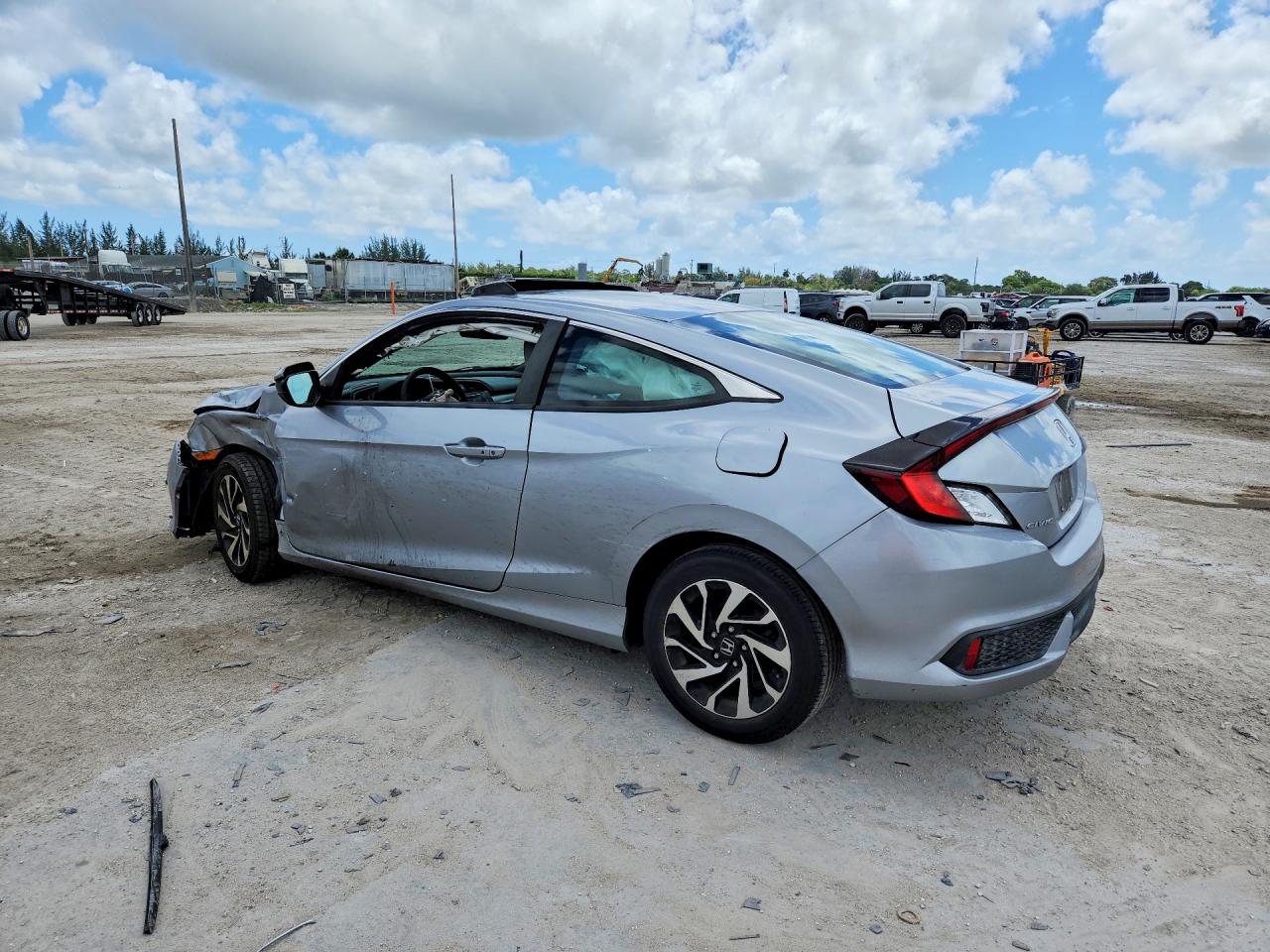 2016 HONDA CIVIC LX photo 3
