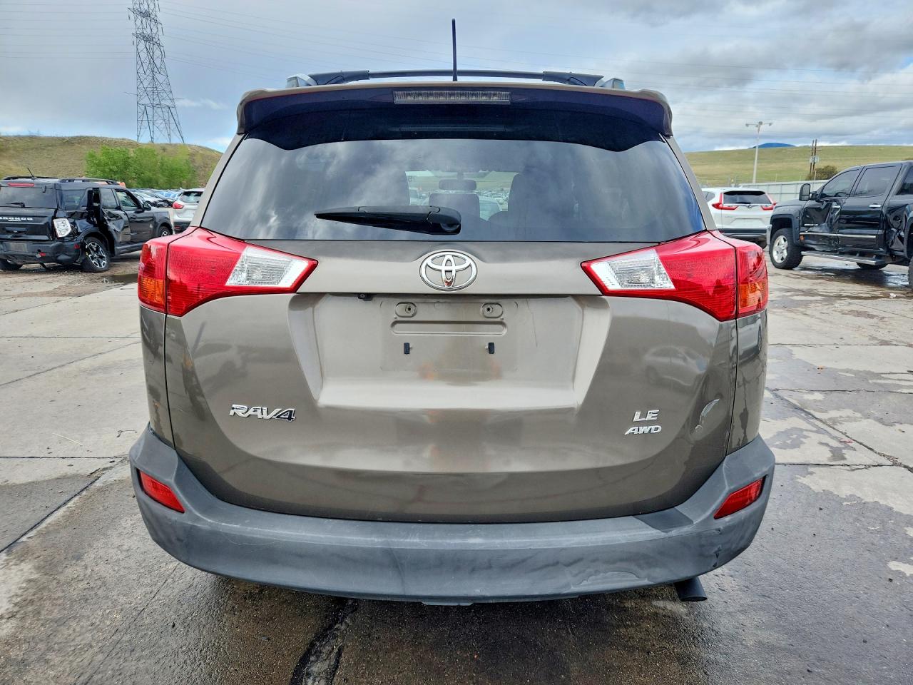 2015 TOYOTA RAV4 LE photo 11