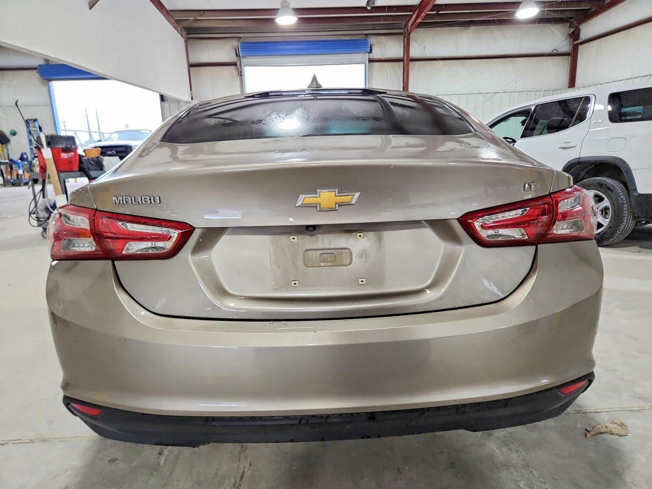 2022 CHEVROLET MALIBU LT photo 16