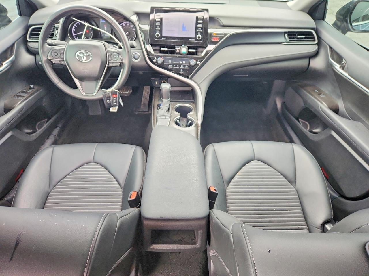 2024 TOYOTA CAMRY SE photo 8
