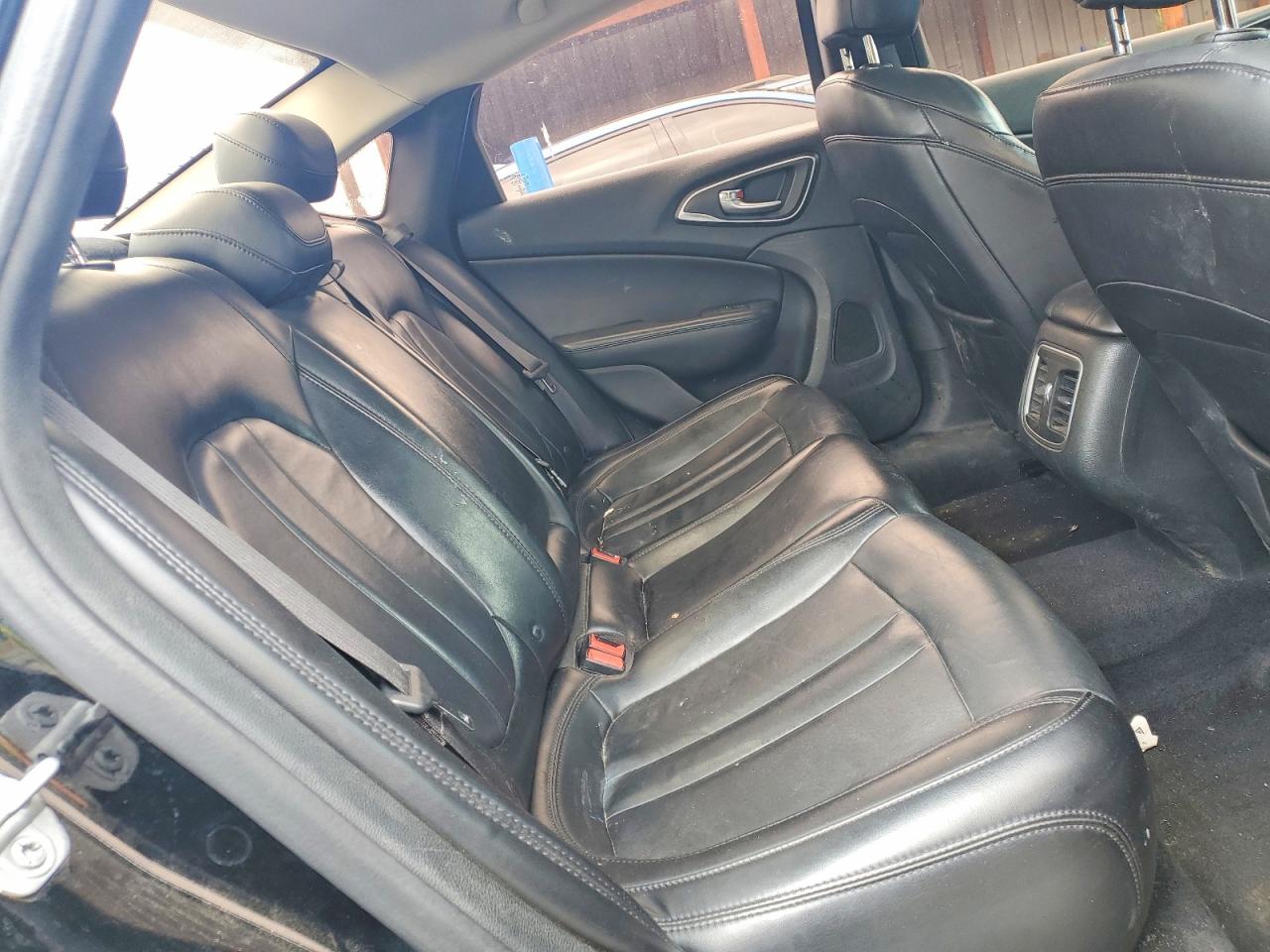 2015 CHRYSLER 200 C photo 19