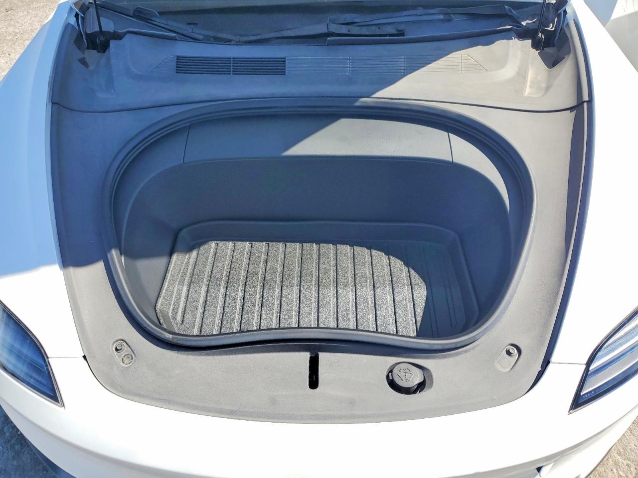 2024 TESLA MODEL 3 photo 23