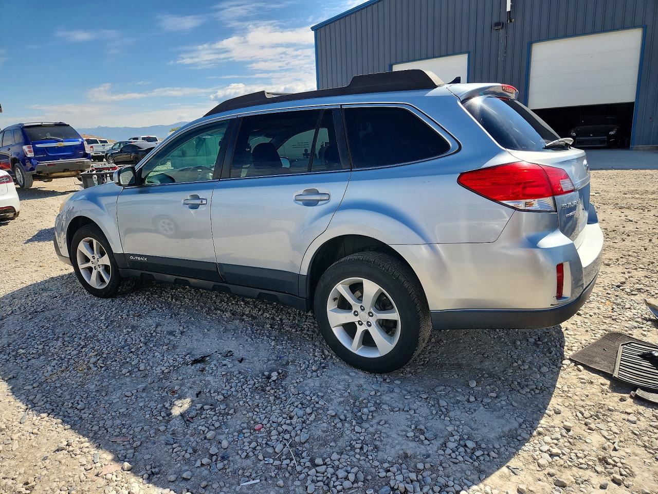 2014 SUBARU OUTBACK 2.5I PREMIUM photo 4