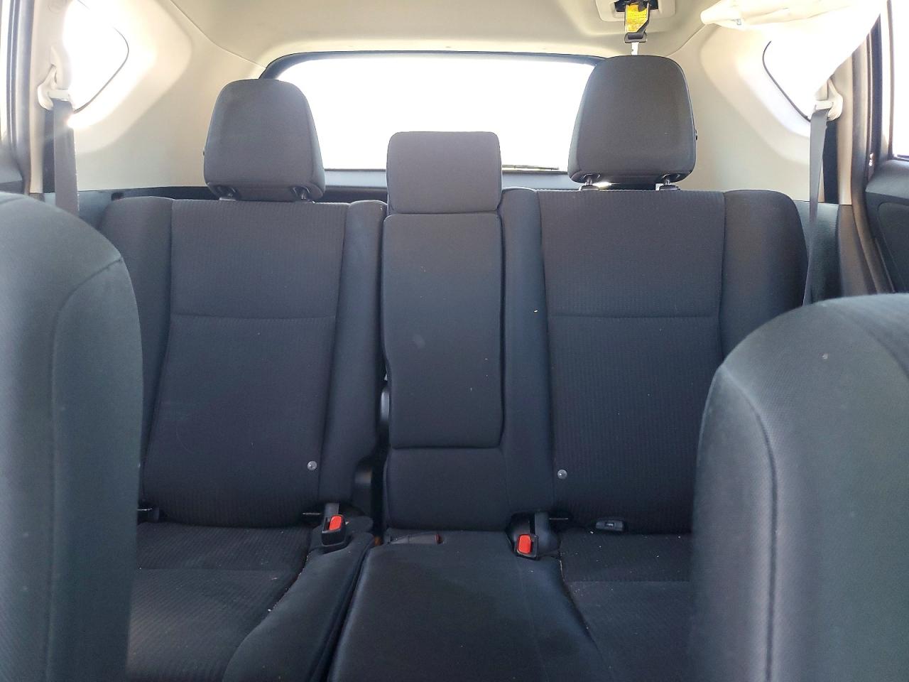 2018 TOYOTA RAV4 LE photo 10