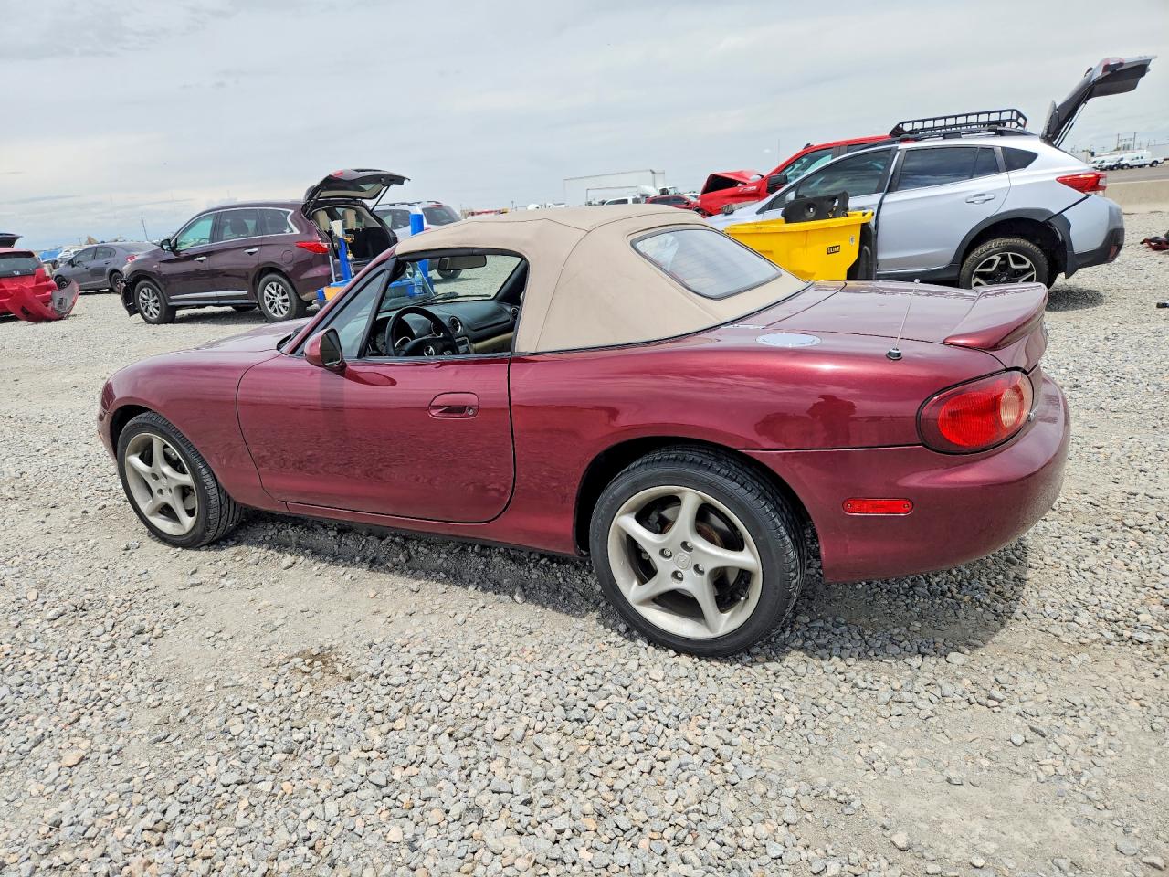 2003 MAZDA MX-5 MIATA BASE photo 4