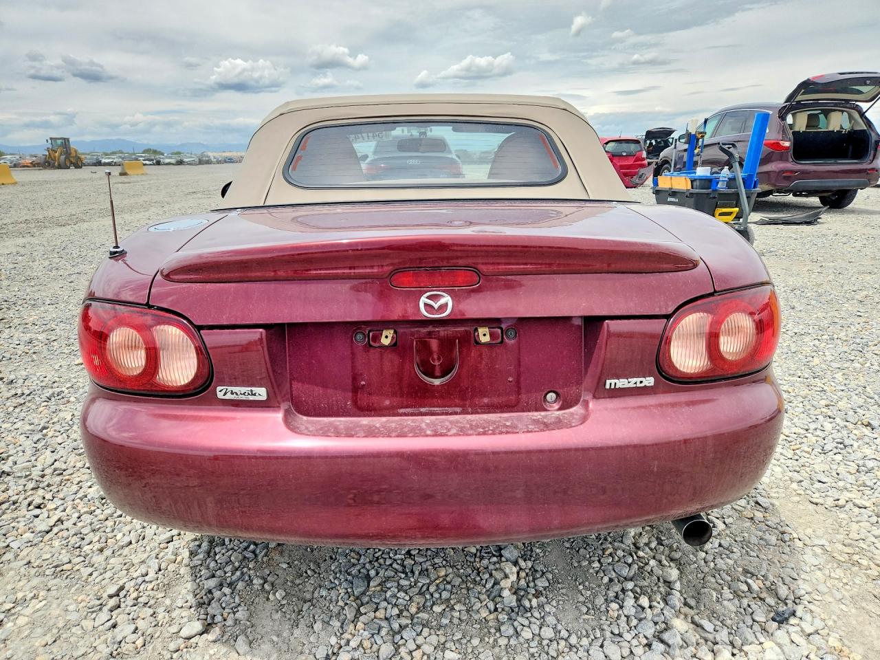 2003 MAZDA MX-5 MIATA BASE photo 16