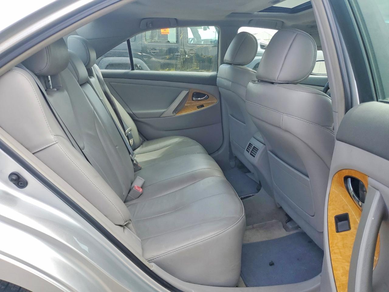 2007 TOYOTA CAMRY XLE V6 photo 10