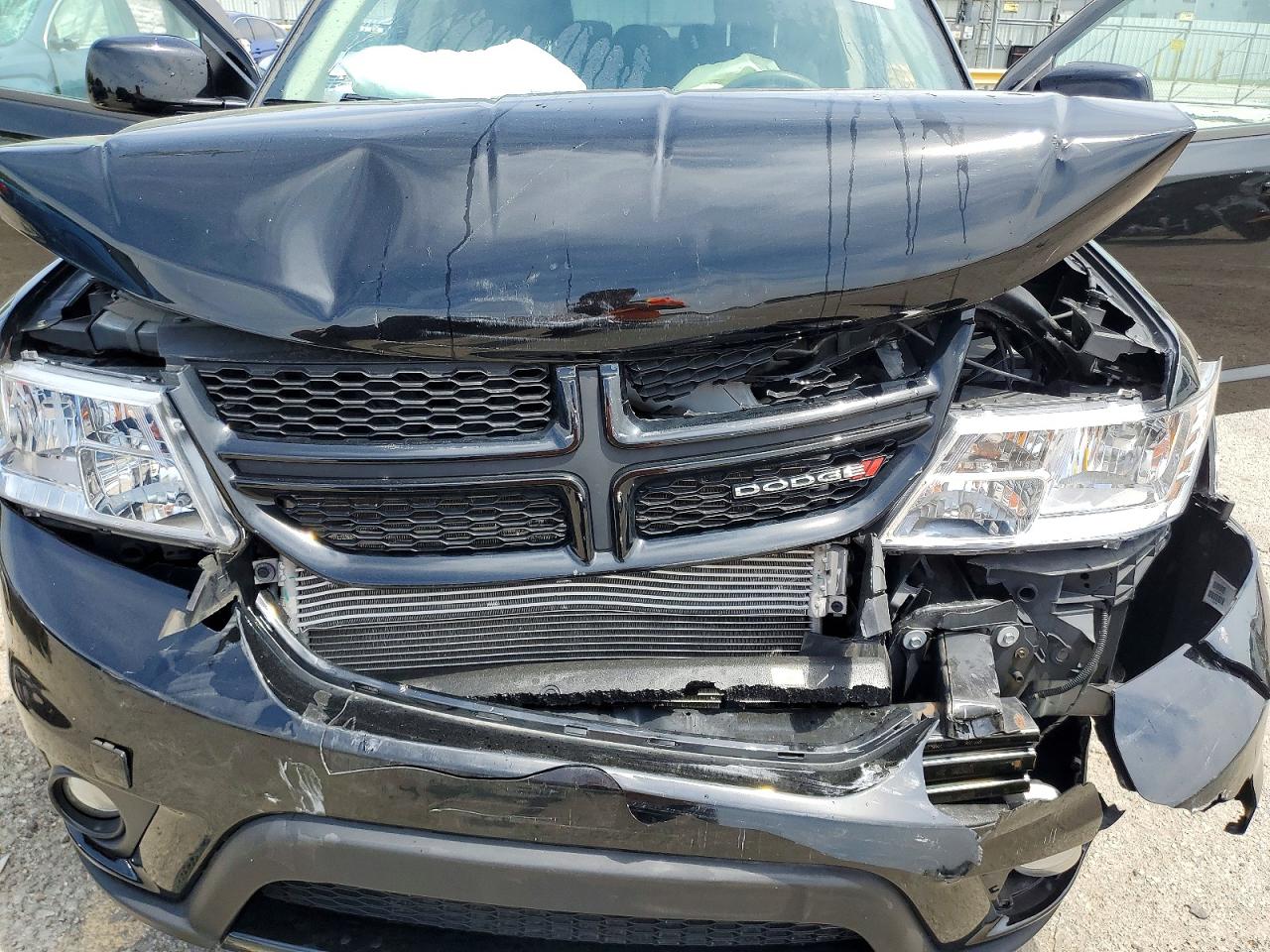 2018 DODGE JOURNEY SXT photo 12