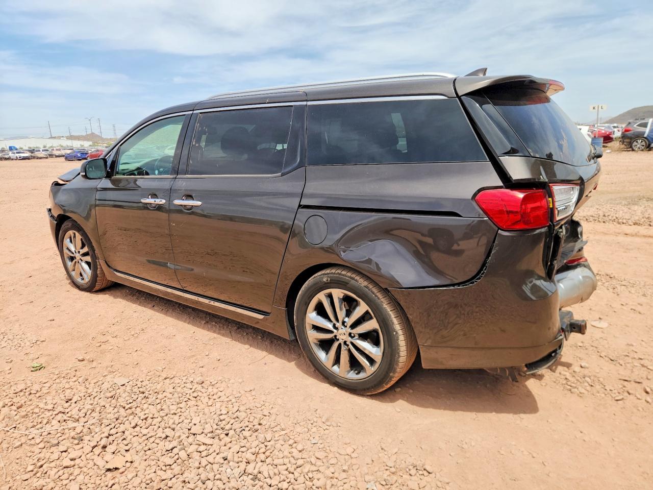 2018 KIA SEDONA SXL photo 3