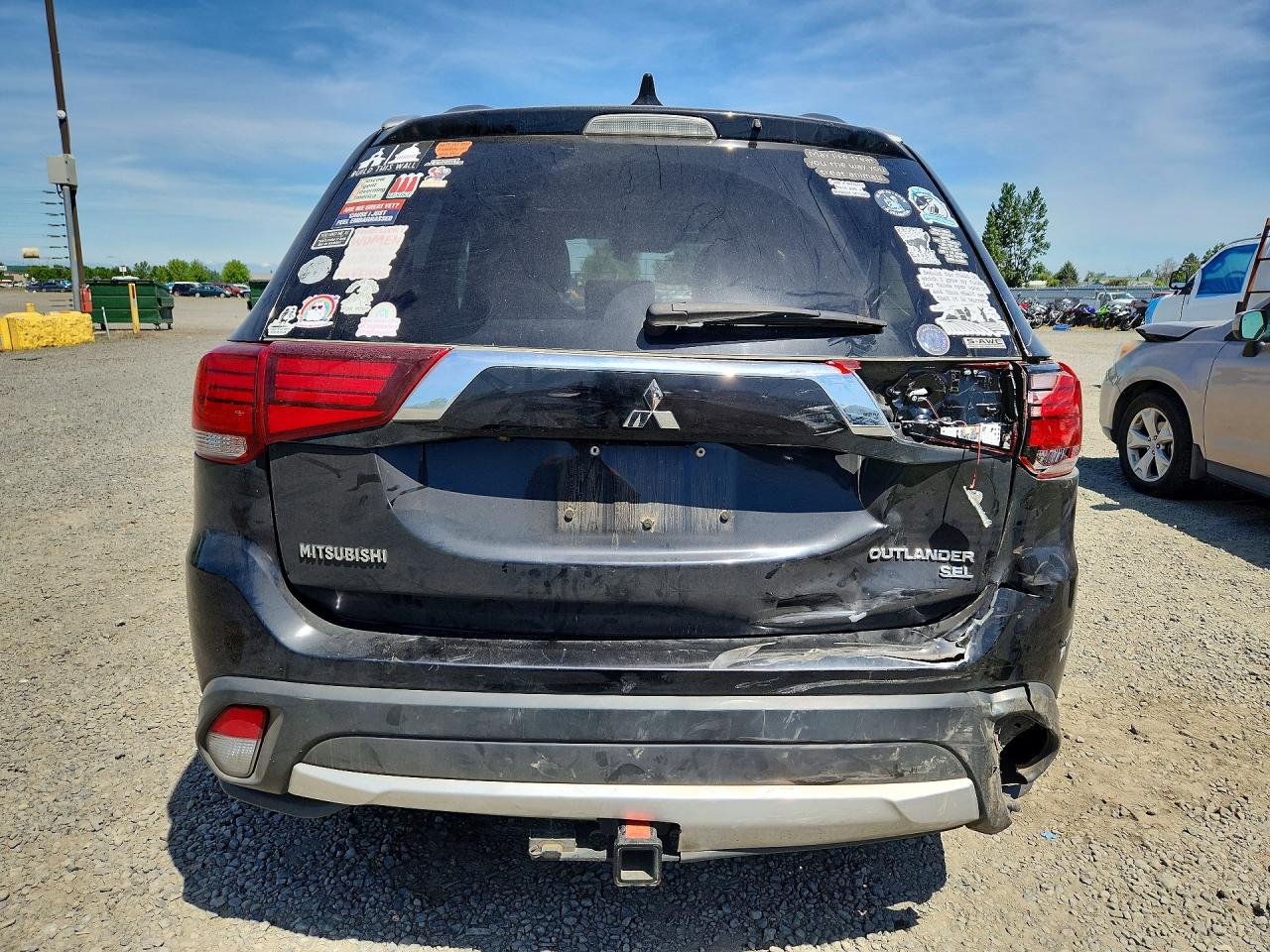 2018 MITSUBISHI OUTLANDER SE photo 11