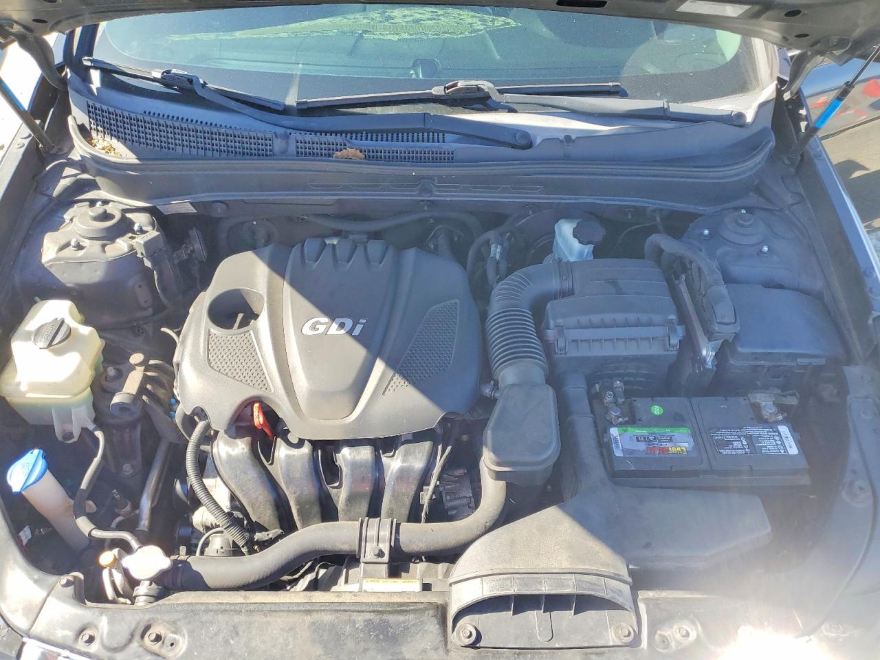 2011 HYUNDAI SONATA SE photo 21