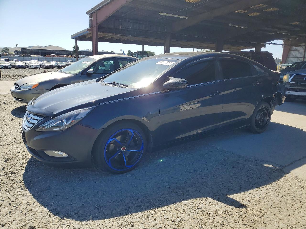 2011 HYUNDAI SONATA