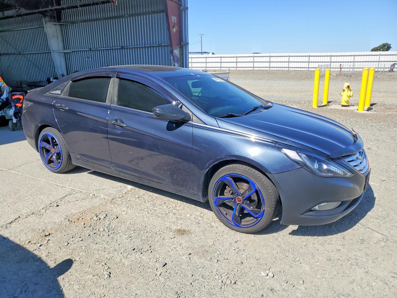 2011 HYUNDAI SONATA SE photo 7