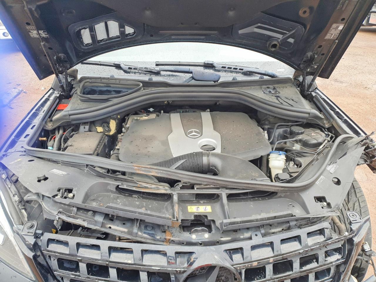 2015 MERCEDES-BENZ ML 250 BLUETEC photo 23