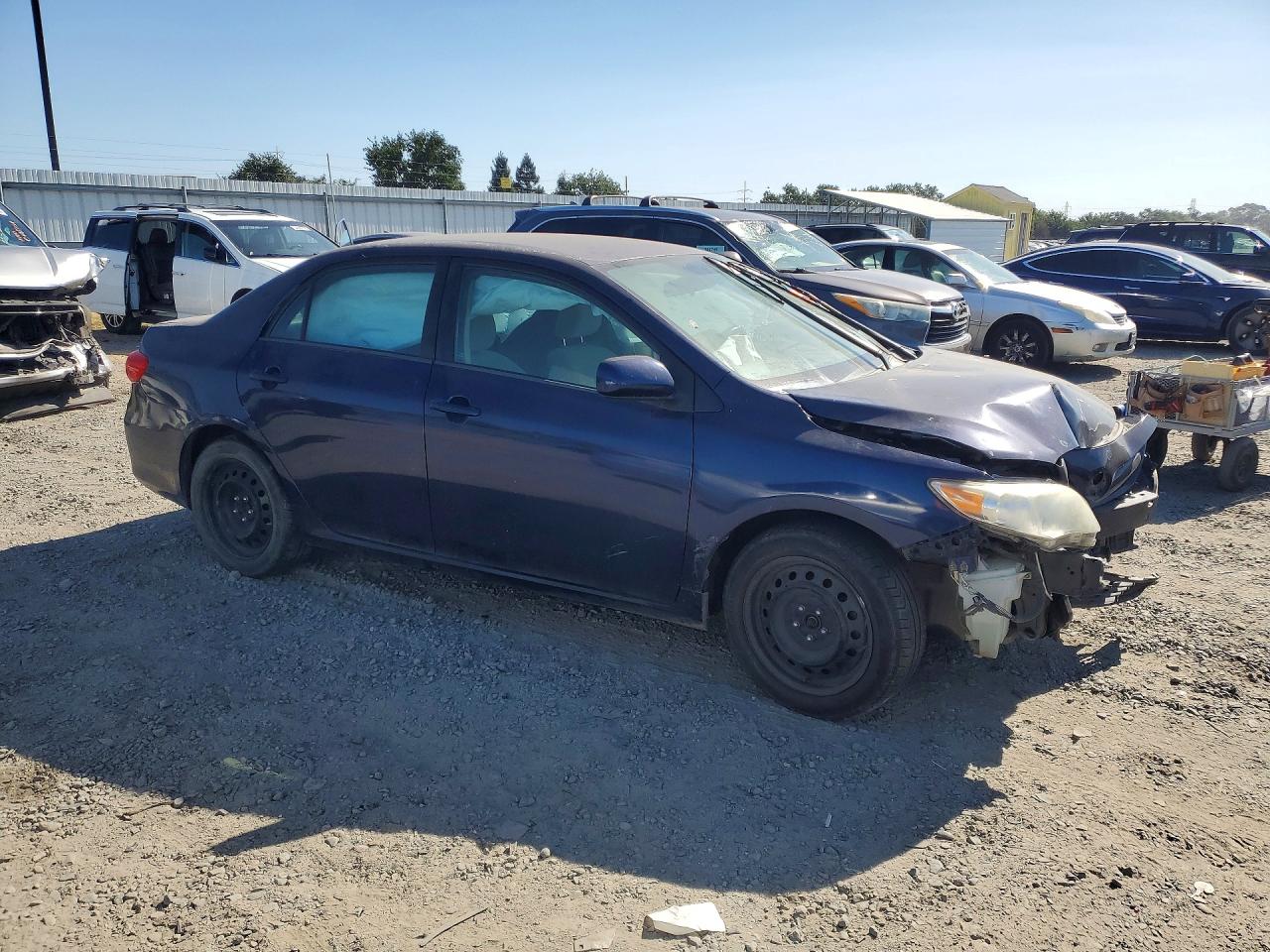 2012 TOYOTA COROLLA LE photo 10