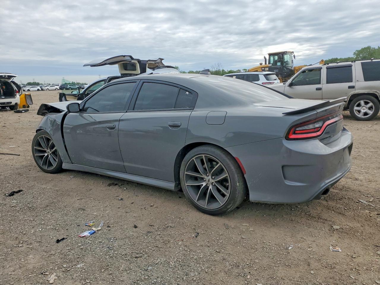 2018 DODGE CHARGER R photo 2