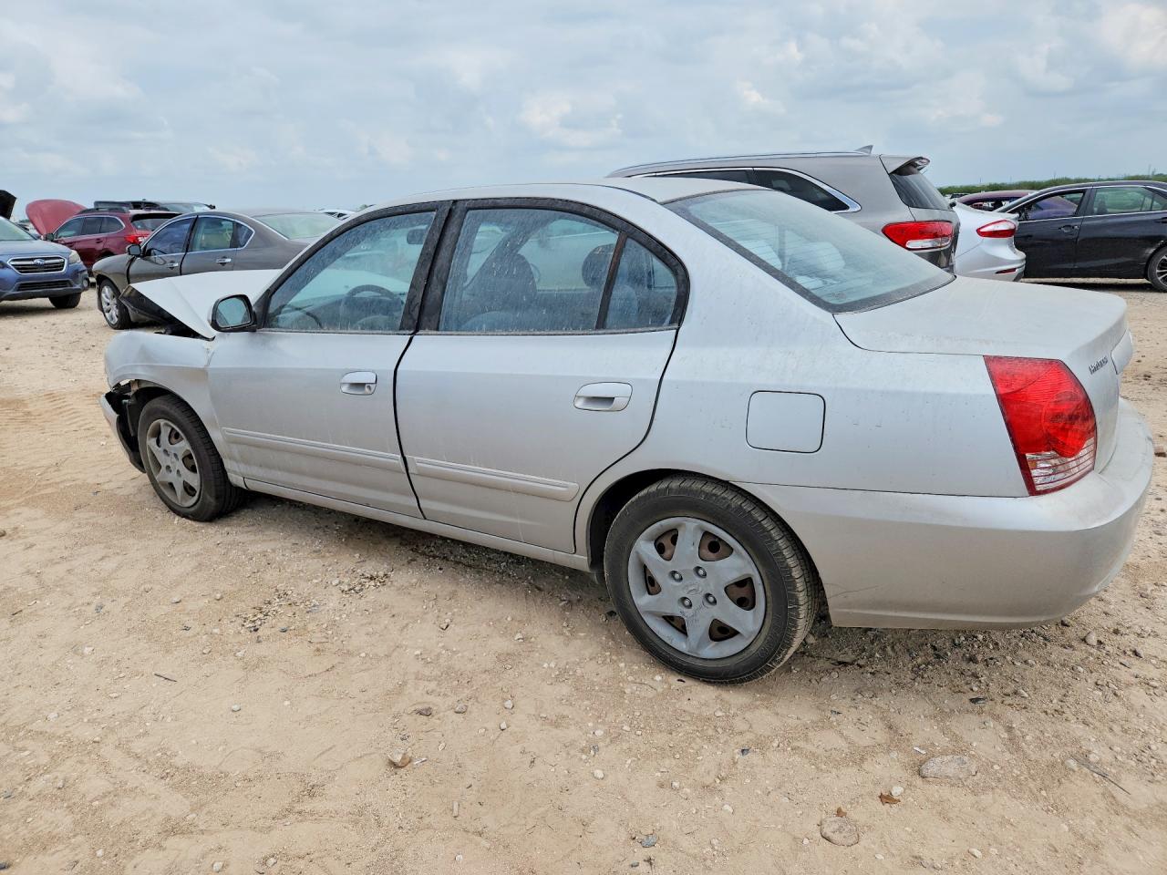 2005 HYUNDAI ELANTRA GLS photo 2