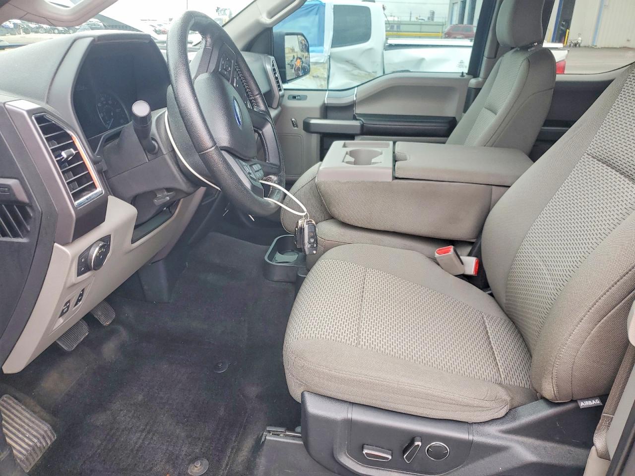 2015 FORD F150 SUPER CAB photo 13