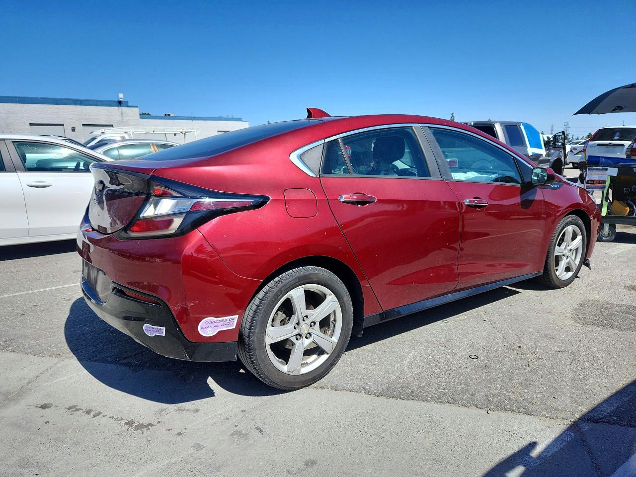 2017 CHEVROLET VOLT LT photo 3