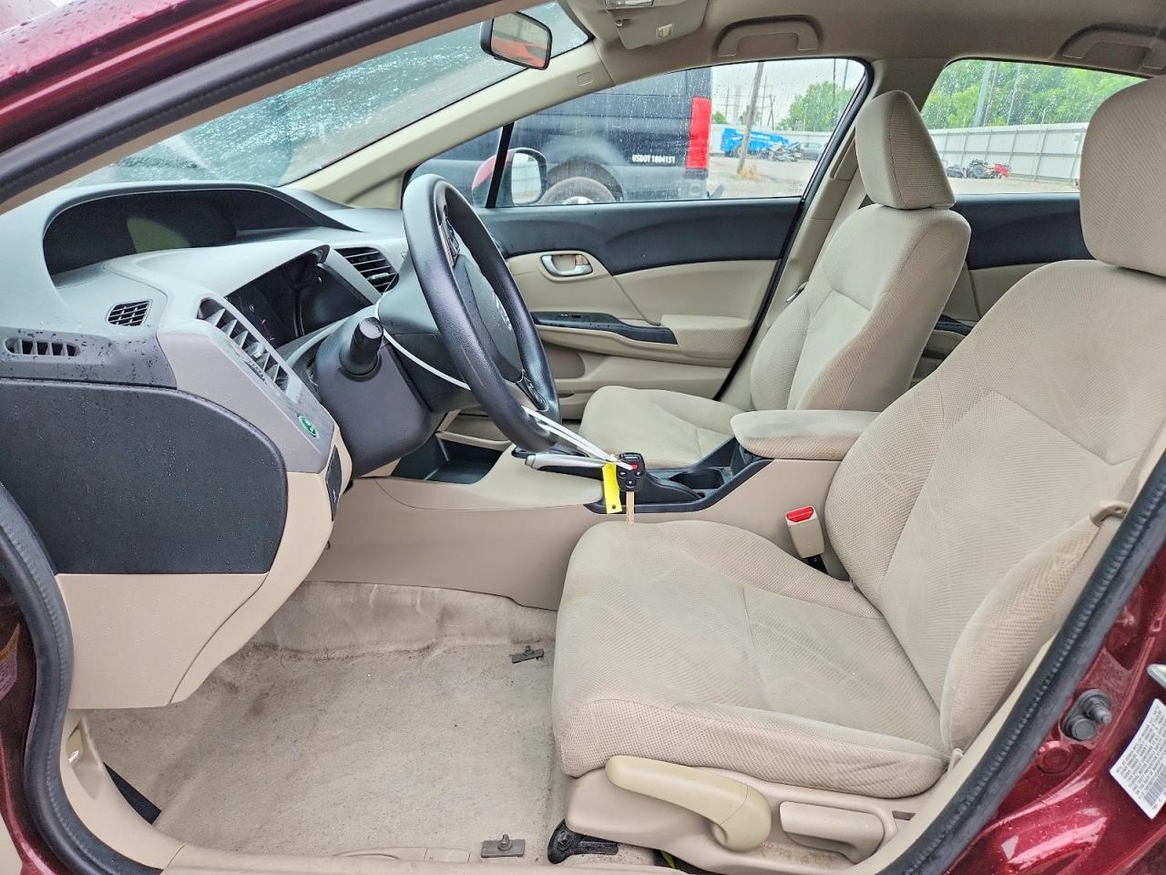 2012 HONDA CIVIC LX photo 13