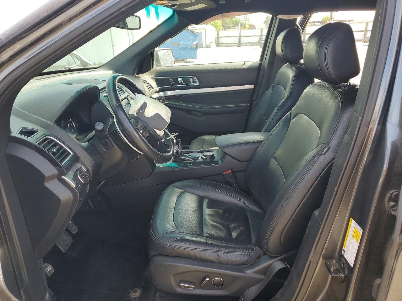 2016 FORD EXPLORER XLT photo 7