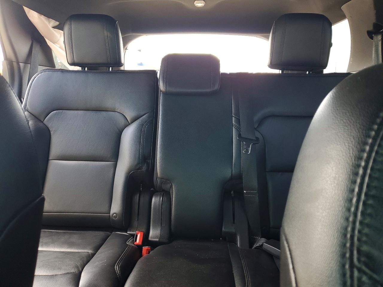 2016 FORD EXPLORER XLT photo 10