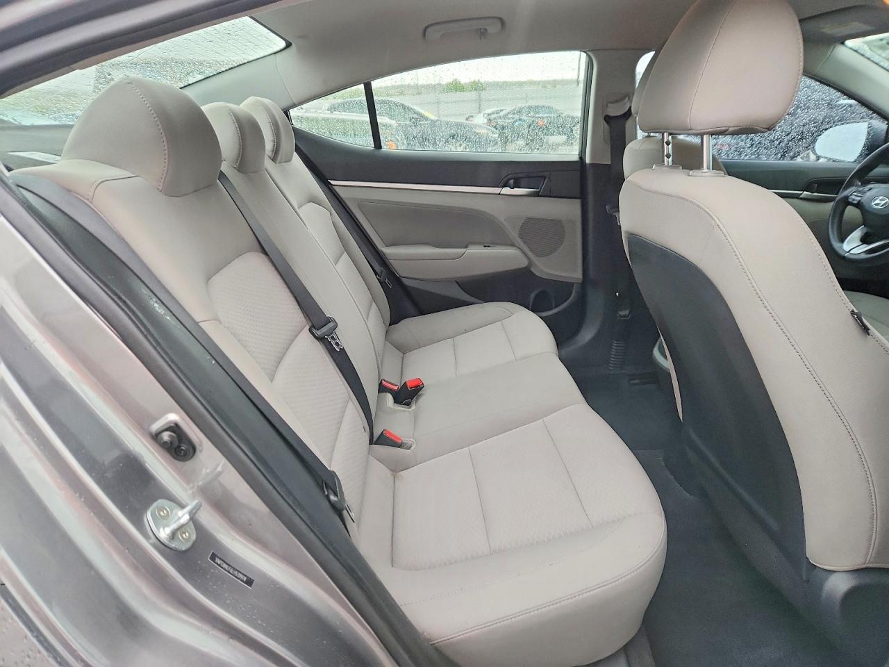 2020 HYUNDAI ELANTRA SEL photo 10
