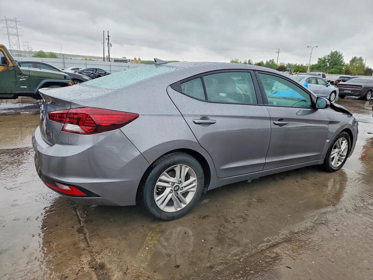 2020 HYUNDAI ELANTRA SEL photo 3