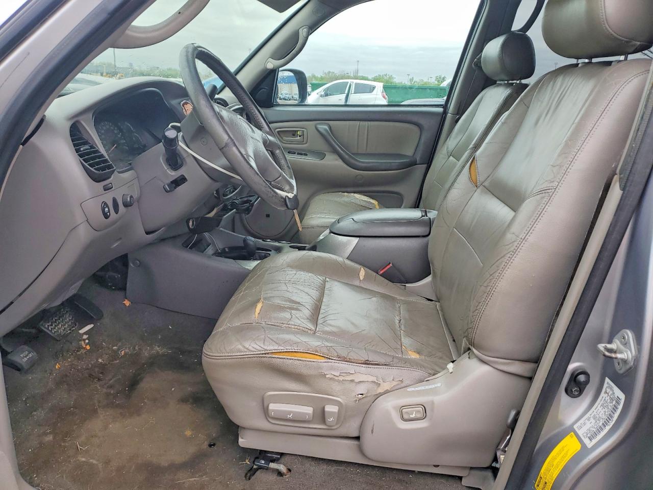 2001 TOYOTA SEQUOIA LIMITED photo 19