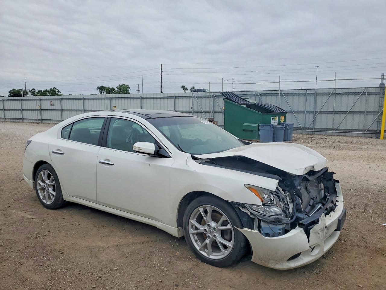 2013 NISSAN MAXIMA 3.5 SV photo 4