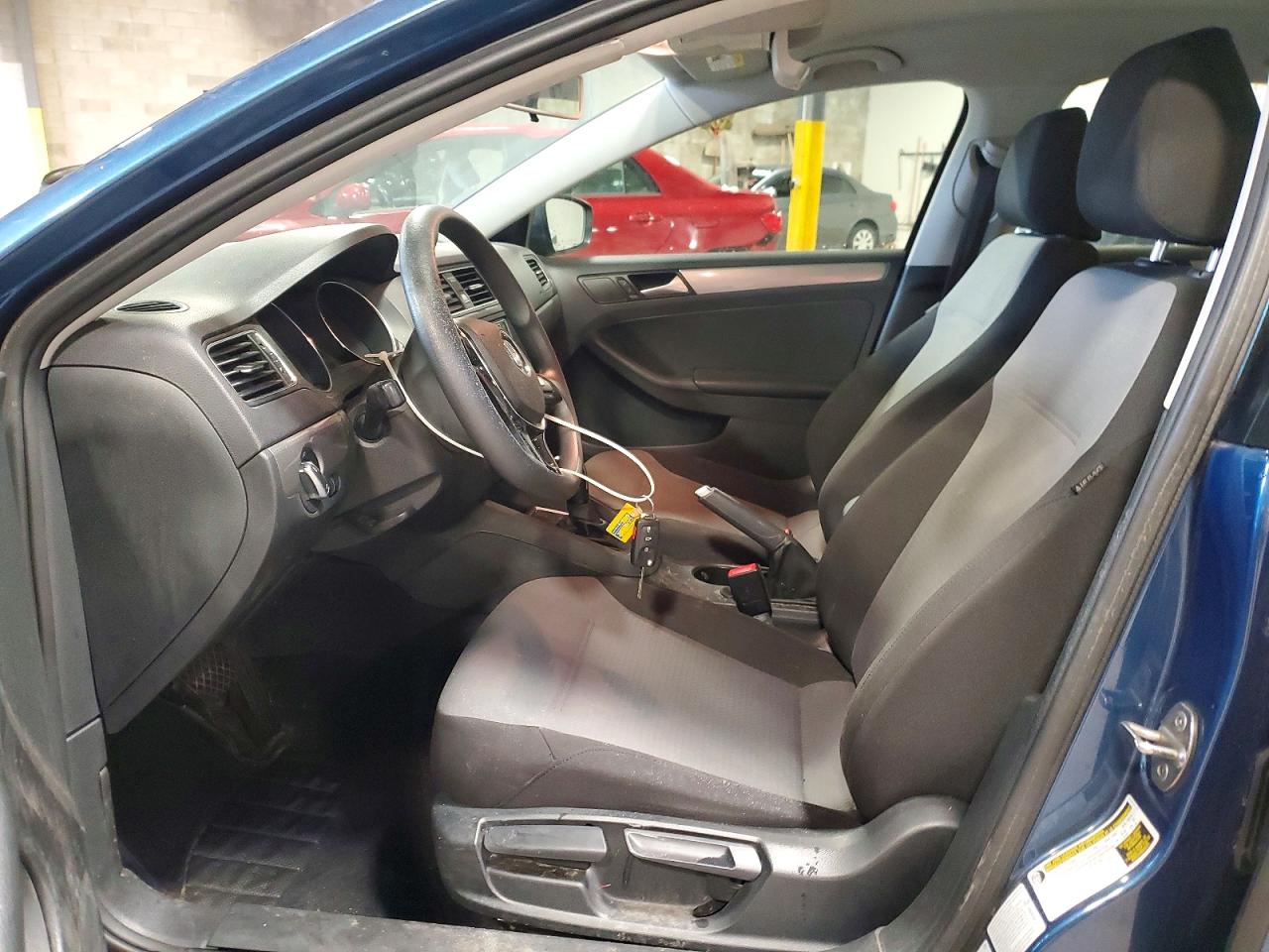 2017 VOLKSWAGEN JETTA S photo 19