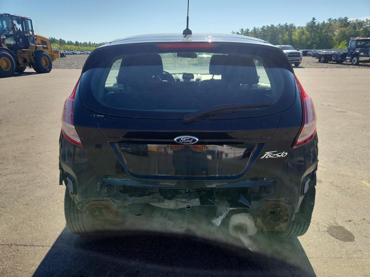 2016 FORD FIESTA S photo 16