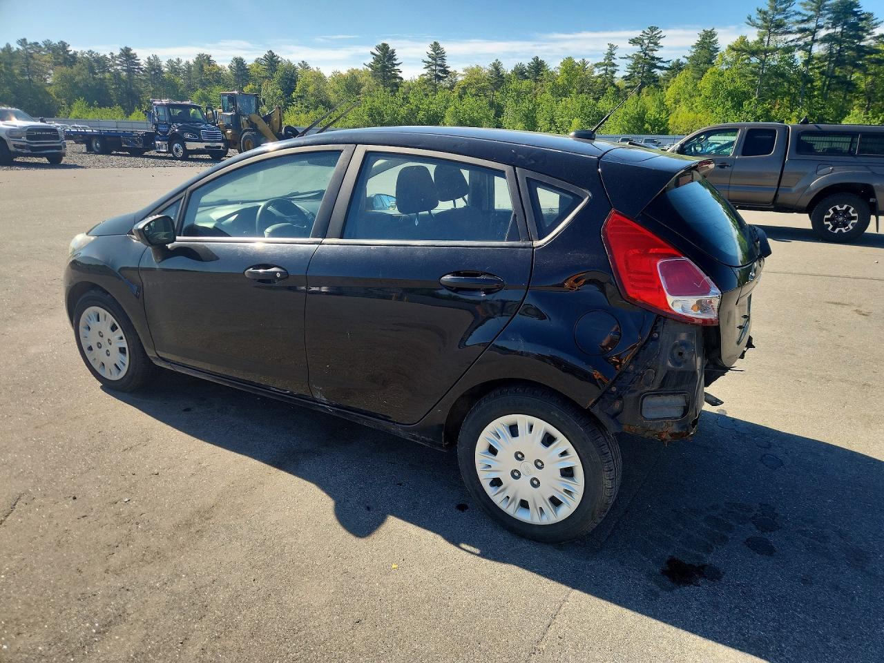 2016 FORD FIESTA S photo 4
