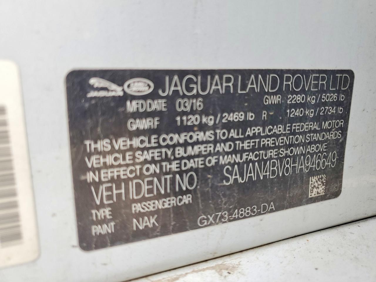 2017 JAGUAR XE FIRST EDITION photo 25