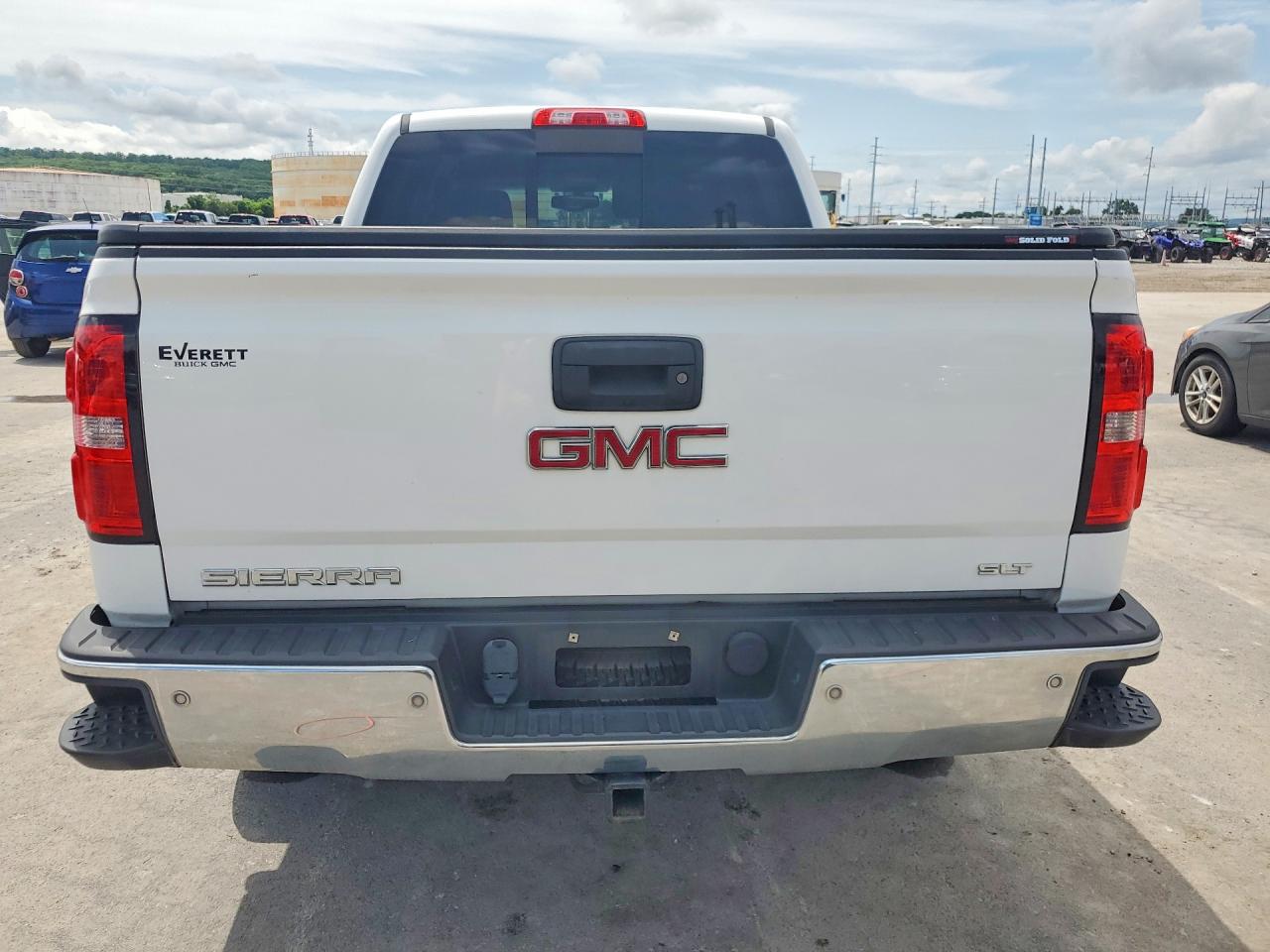 2015 GMC SIERRA K1500 SLT photo 16