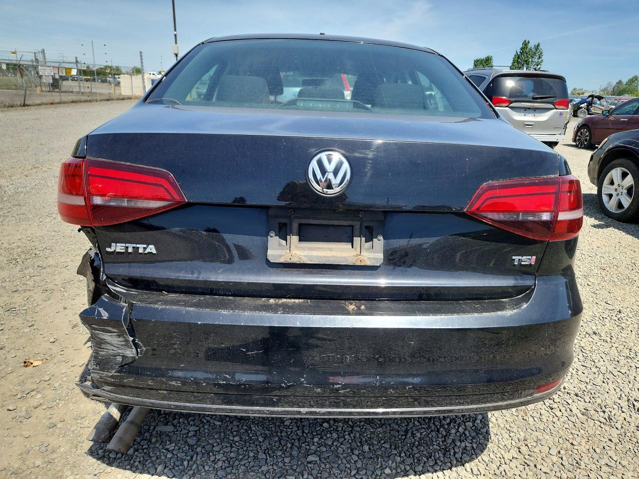 2017 VOLKSWAGEN JETTA S photo 11
