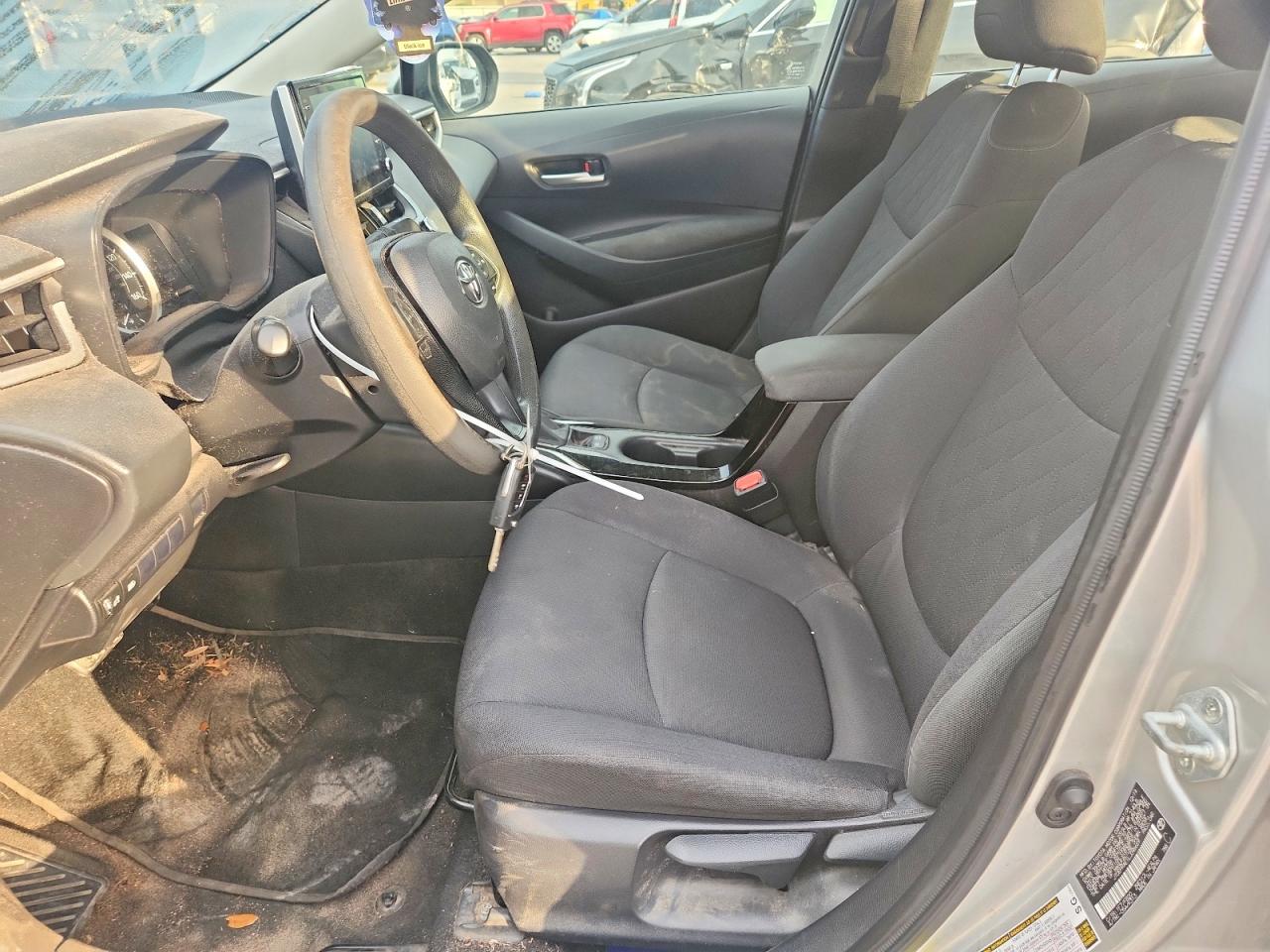 2020 TOYOTA COROLLA LE photo 19