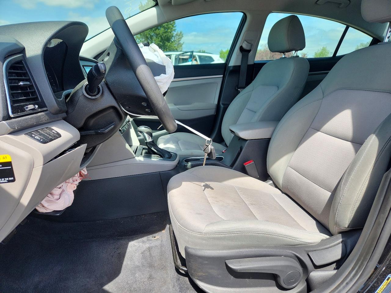 2017 HYUNDAI ELANTRA SE photo 19