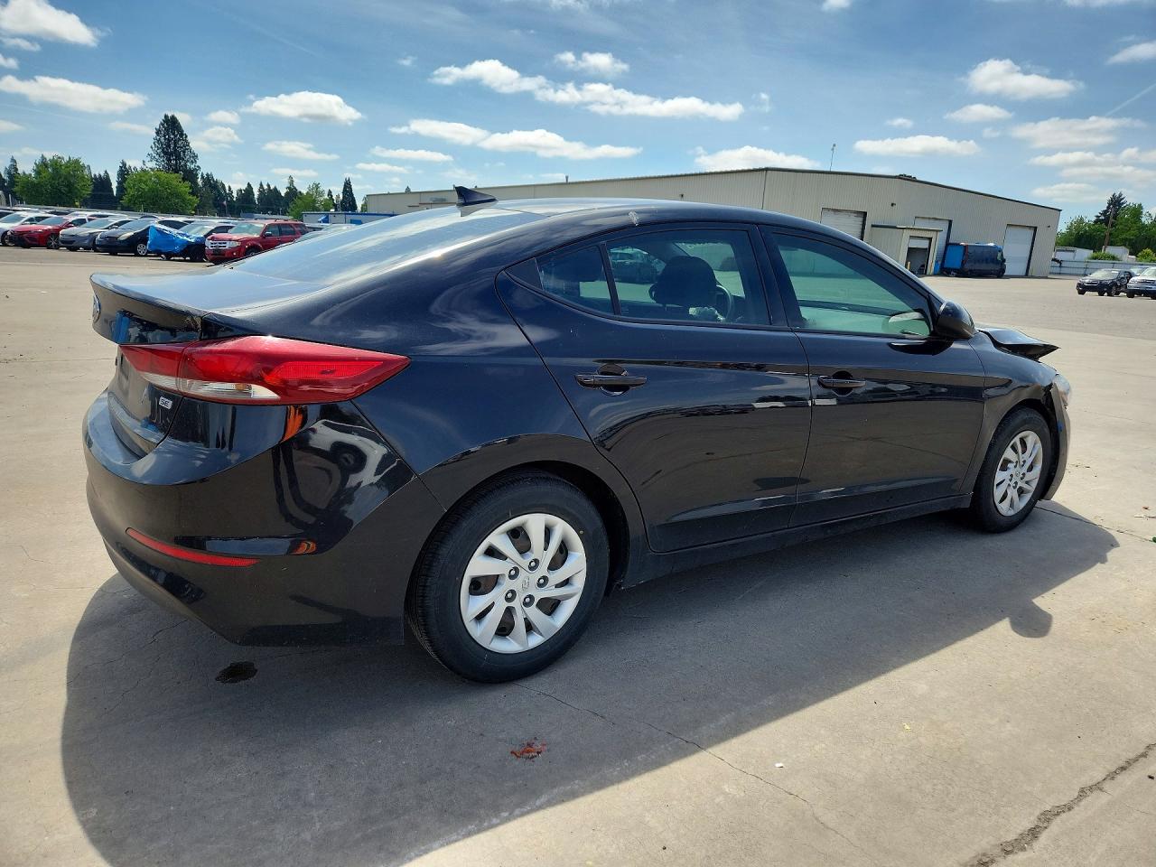 2017 HYUNDAI ELANTRA SE photo 7