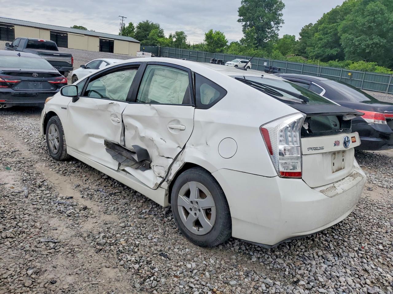 2011 TOYOTA PRIUS TWO photo 2