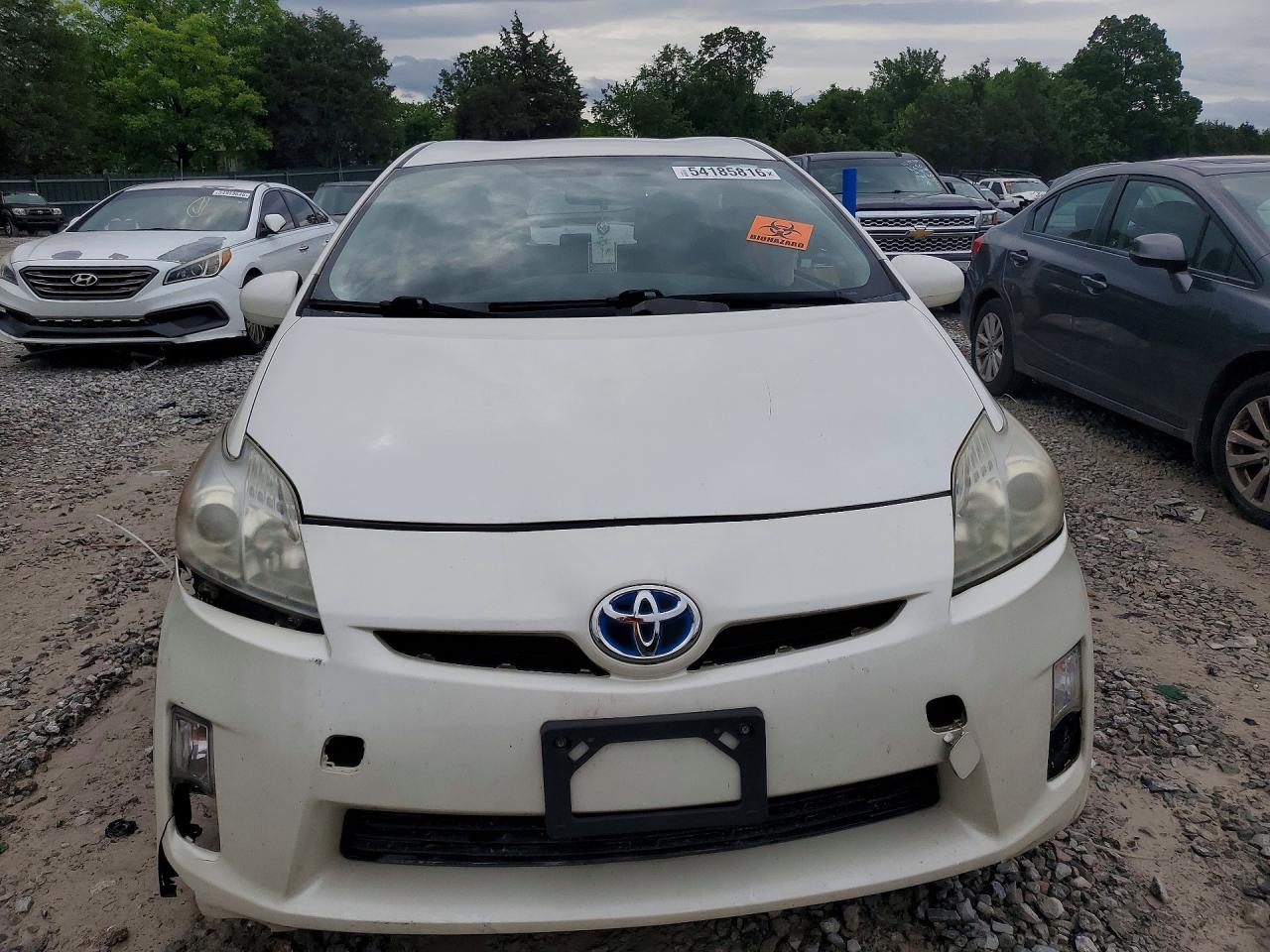 2011 TOYOTA PRIUS TWO photo 5