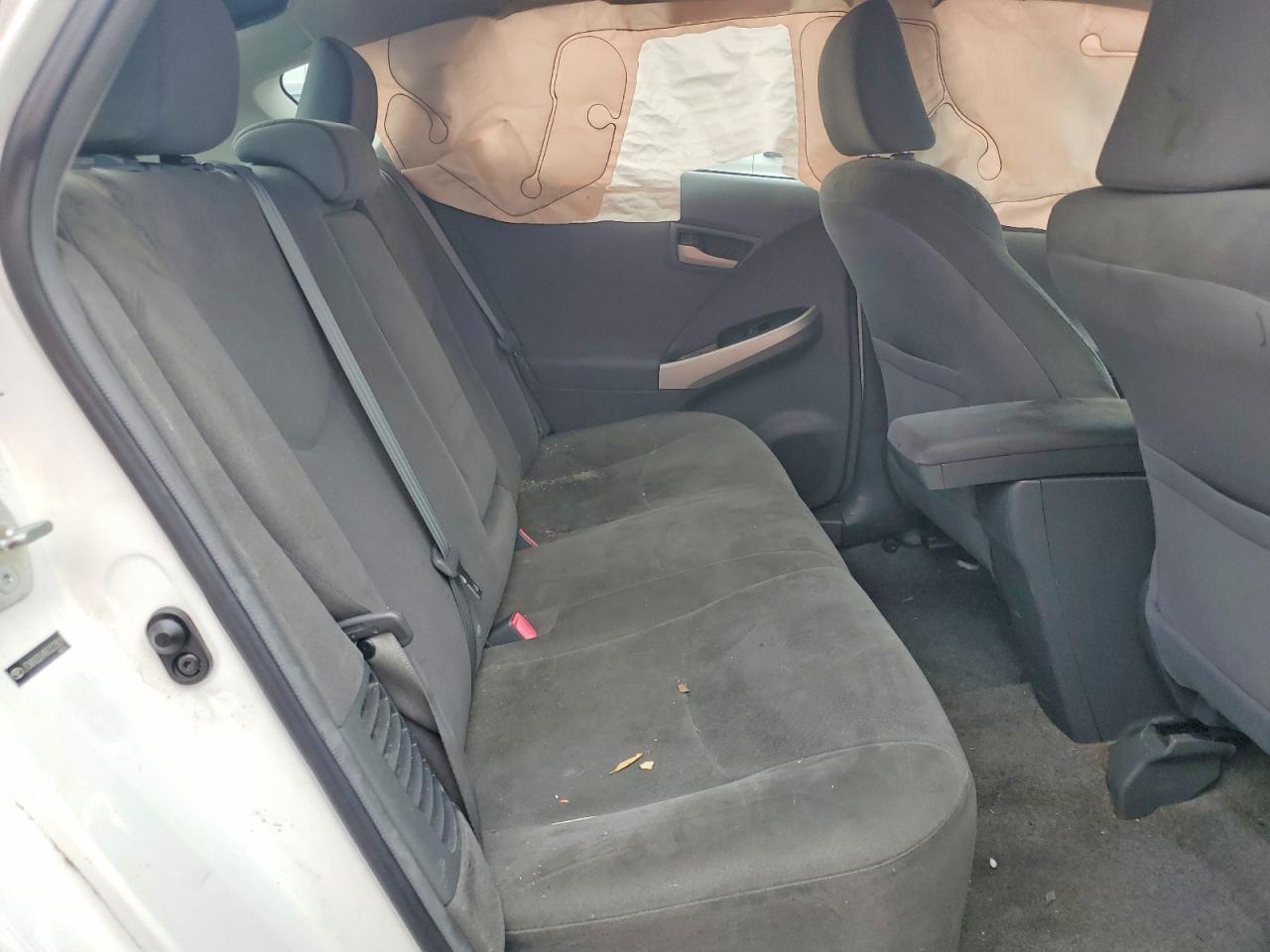 2011 TOYOTA PRIUS TWO photo 10