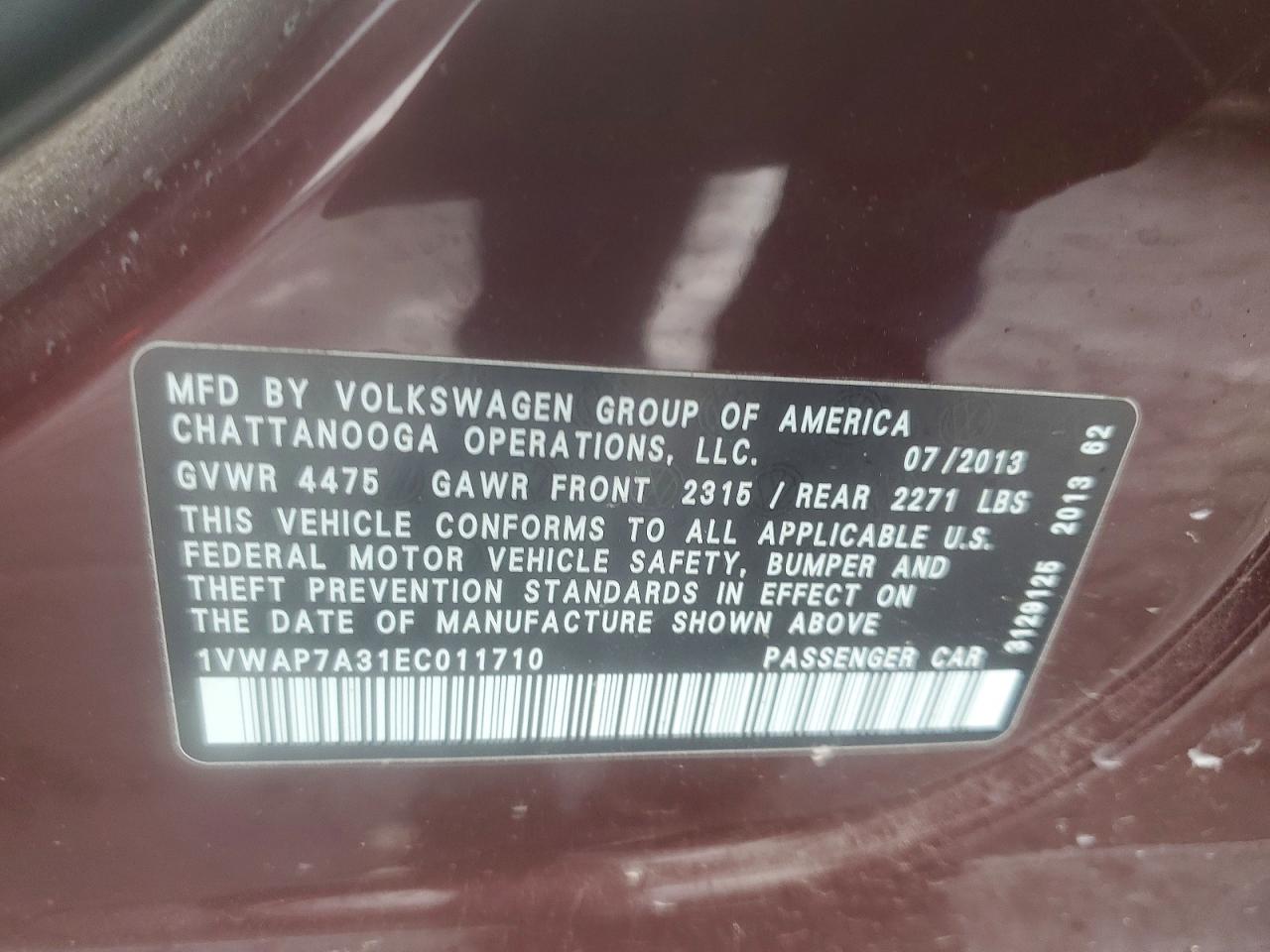 2014 VOLKSWAGEN PASSAT S photo 12