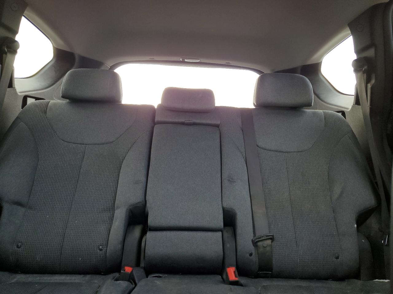 2019 HYUNDAI SANTA FE SE photo 10