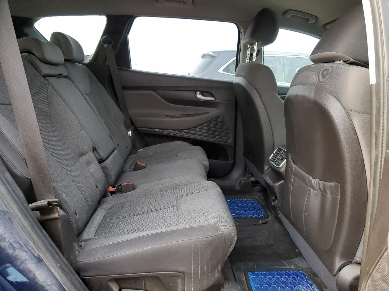 2019 HYUNDAI SANTA FE SE photo 11