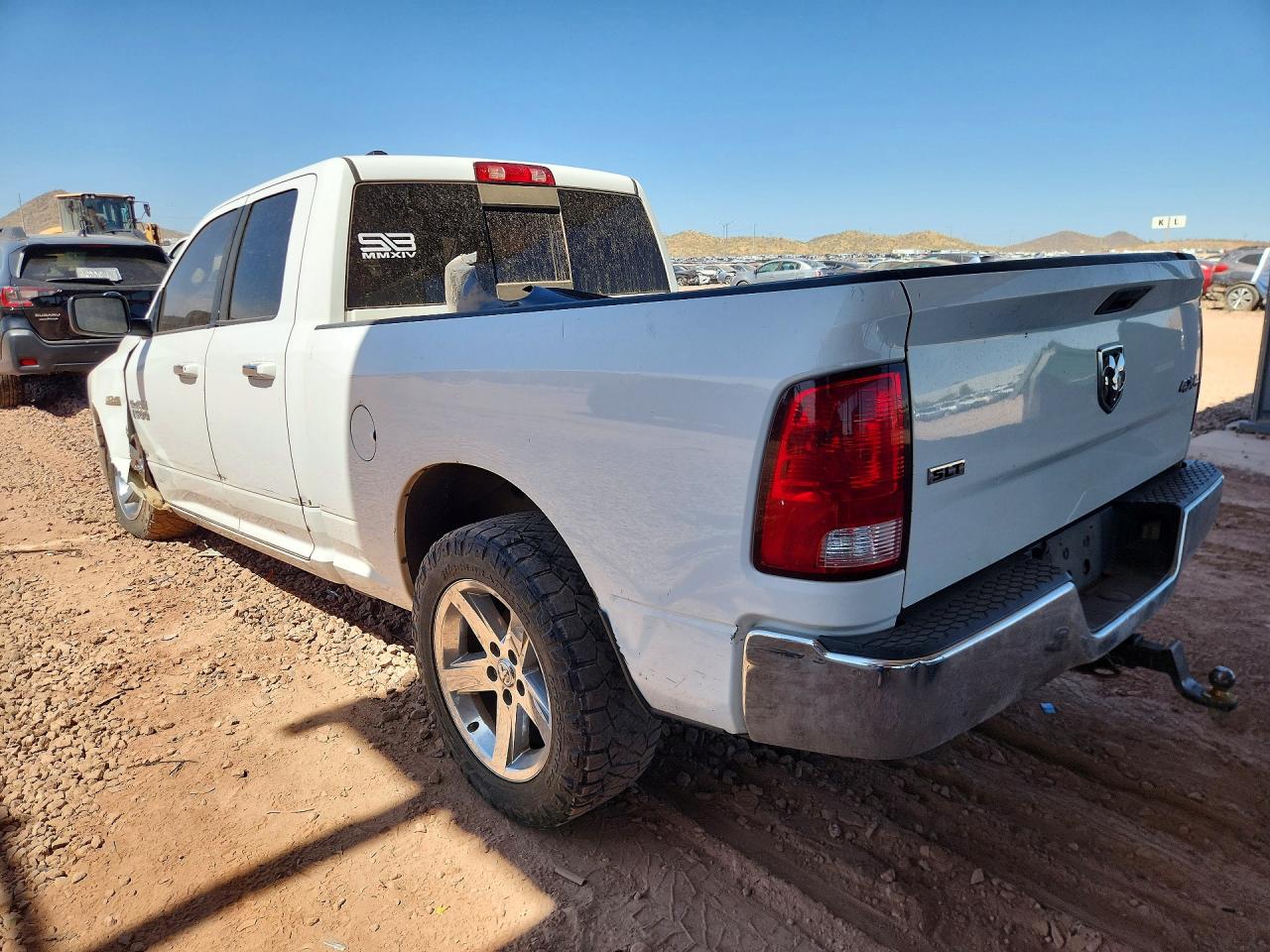 2017 RAM 1500 SLT photo 4