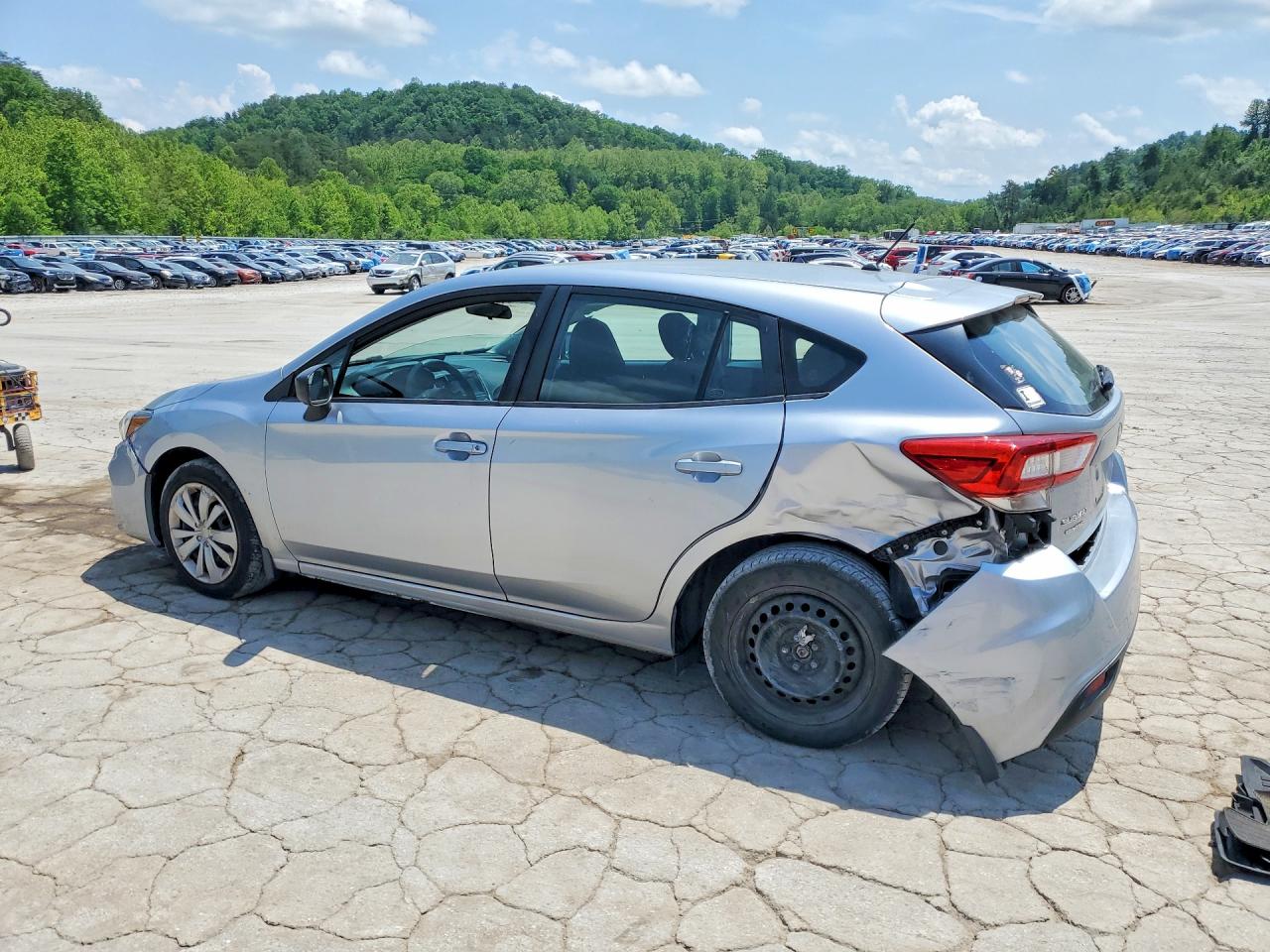 2019 SUBARU IMPREZA photo 4